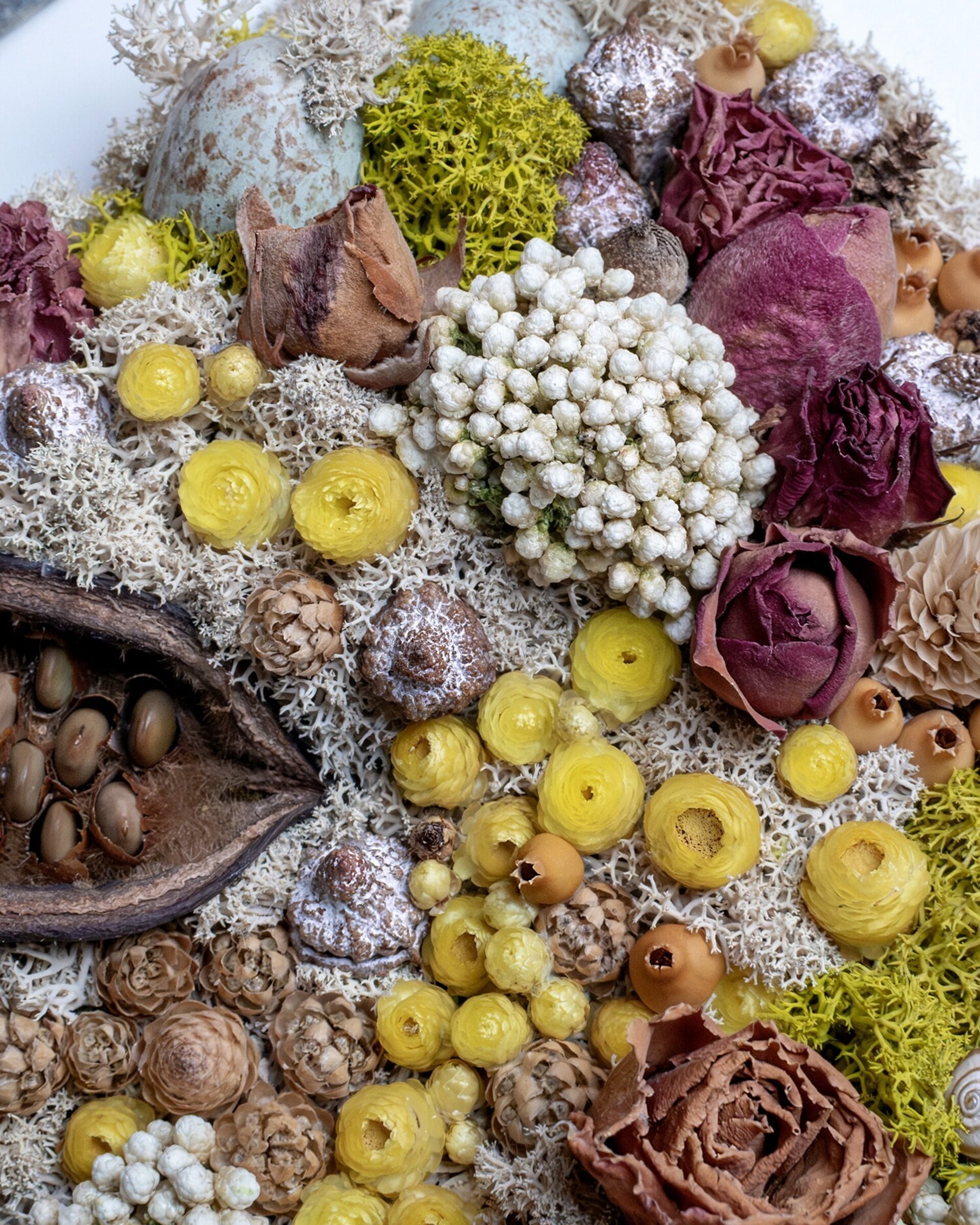 Cuadro floral artesanal “Rosas Silvestres” (21x16 cm) - 3